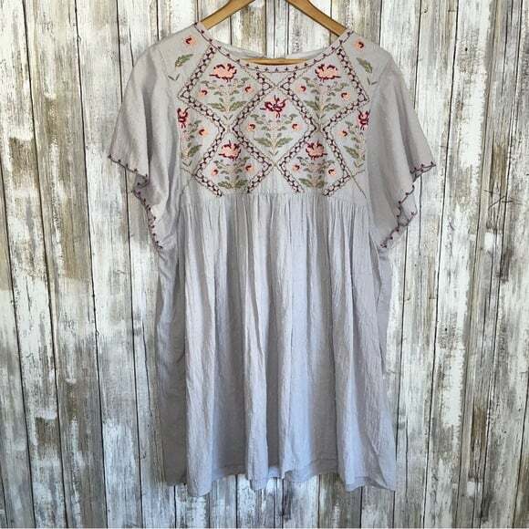 Umgee Dresses & Skirts - Umgee Dusty Purple/Blue Embroidered Floral Boho Tunic Dress